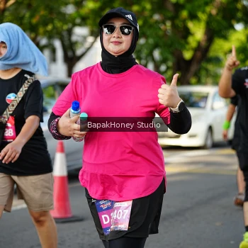 Runner Photo 4071428