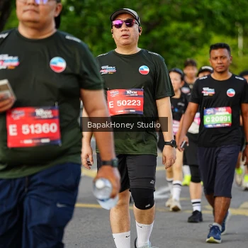 Runner Photo 4071498