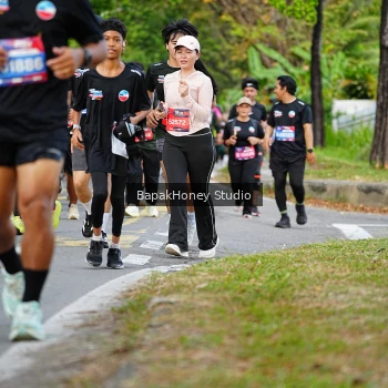 Runner Photo 4071554