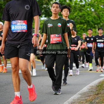 Runner Photo 4071560