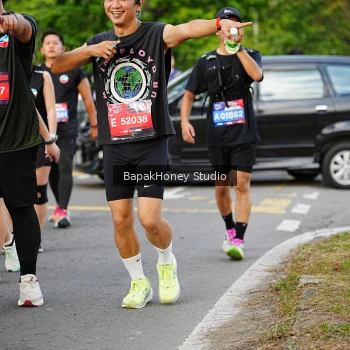 Runner Photo 4071565