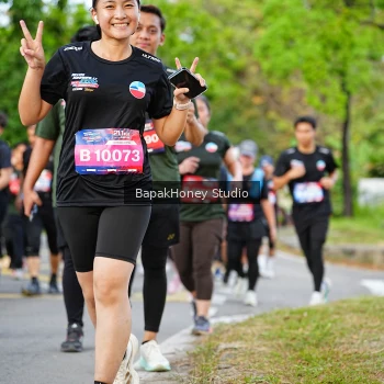 Runner Photo 4071576