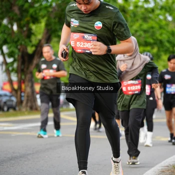 Runner Photo 4071584