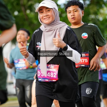Runner Photo 4071599