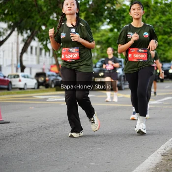Runner Photo 4071607