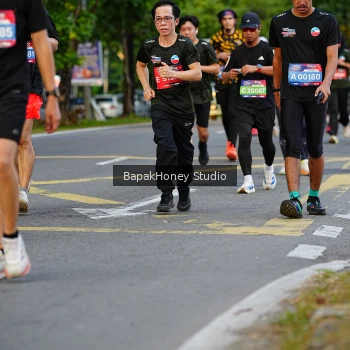 Runner Photo 4071652