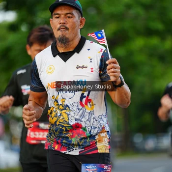 Runner Photo 4071653