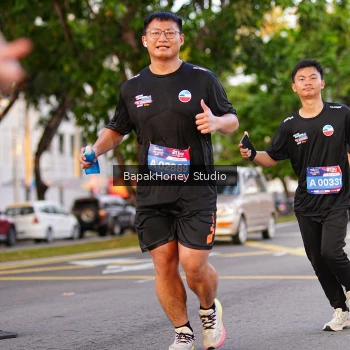 Runner Photo 4071674
