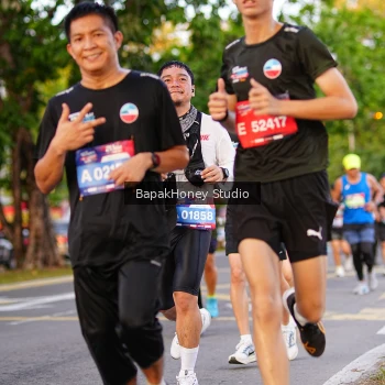 Runner Photo 4071681