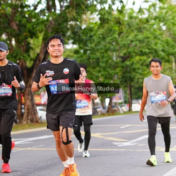 Runner Photo 4071697