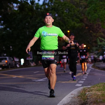 Runner Photo 4071729