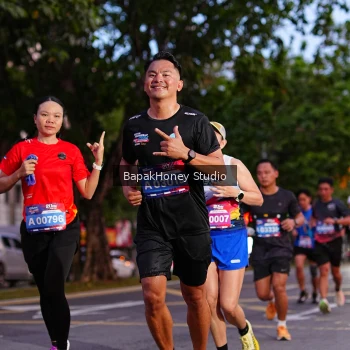 Runner Photo 4071736