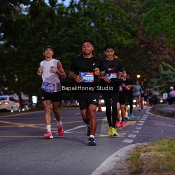 Runner Photo 4071745