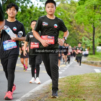Runner Photo 4072087