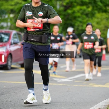 Runner Photo 4072099