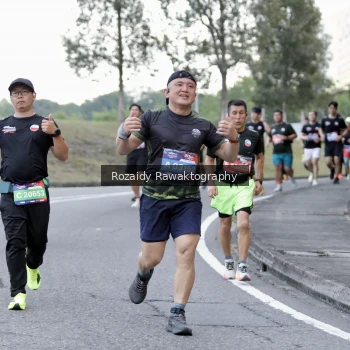 Runner Photo 4072342