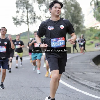 Runner Photo 4072344