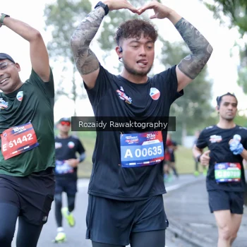 Runner Photo 4072347
