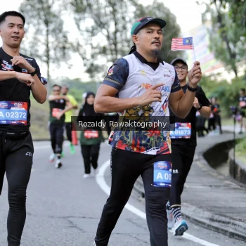 Runner Photo 4072361