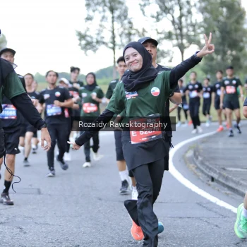 Runner Photo 4072366