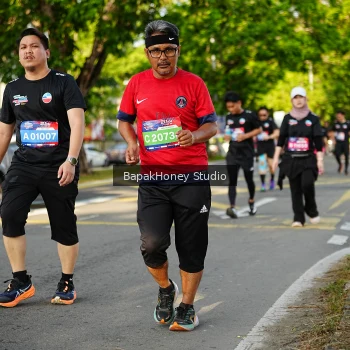 Runner Photo 4073192