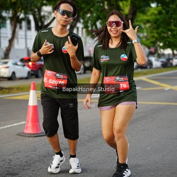 Runner Photo 4073254