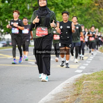 Runner Photo 4073316