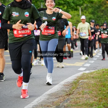 Runner Photo 4073352