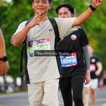 Runner Photo 4073392