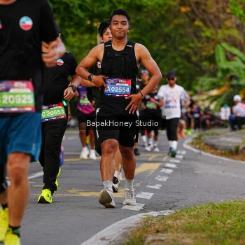 Runner Photo 4073400