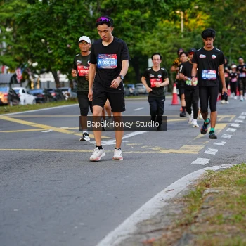 Runner Photo 4073403