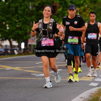 Runner Photo 4073405