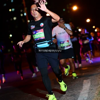 Runner Photo 4073429