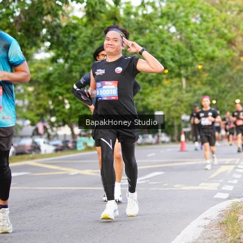 Runner Photo 4073432