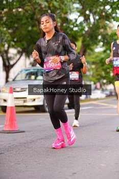 Runner Photo 4073433