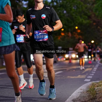 Runner Photo 4073472