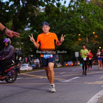Runner Photo 4073473