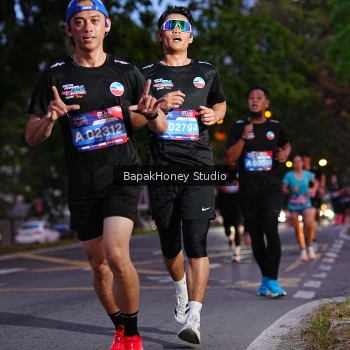 Runner Photo 4073480