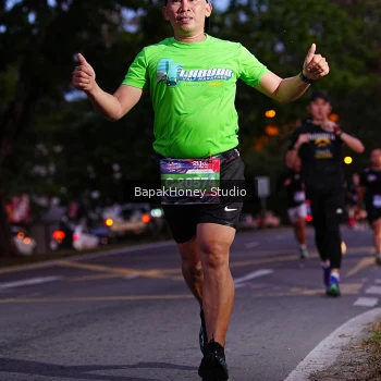 Runner Photo 4073486