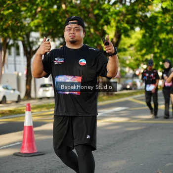 Runner Photo 4073518