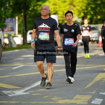 Runner Photo 4073533
