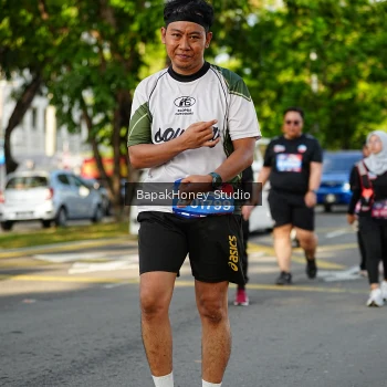 Runner Photo 4073559