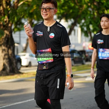 Runner Photo 4073571