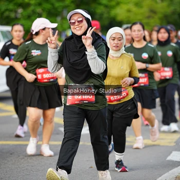Runner Photo 4073660
