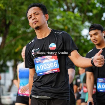 Runner Photo 4073664
