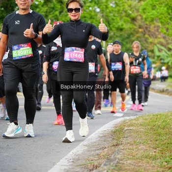 Runner Photo 4073674