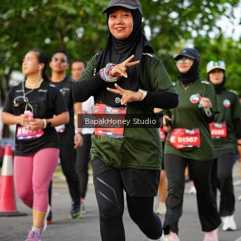 Runner Photo 4073675