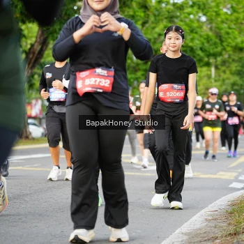 Runner Photo 4073680