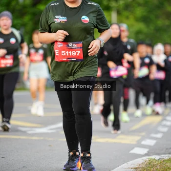 Runner Photo 4073696