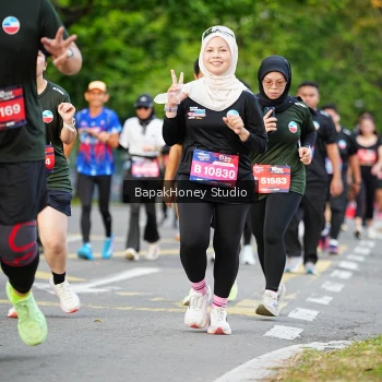 Runner Photo 4073699